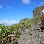 Louis nous guide sur les falaises de Shabadran.