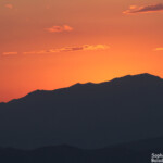 Coucher de soleil sur les montagnes arméniennes
