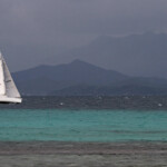Voilier sur le lagon de Nouméa