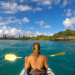 Kayak dans la baie de Kanuméra