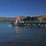 Ponton sur le port d'Akaroa