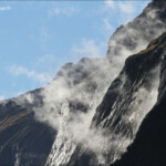 Les cascades s'évaporent au soleil